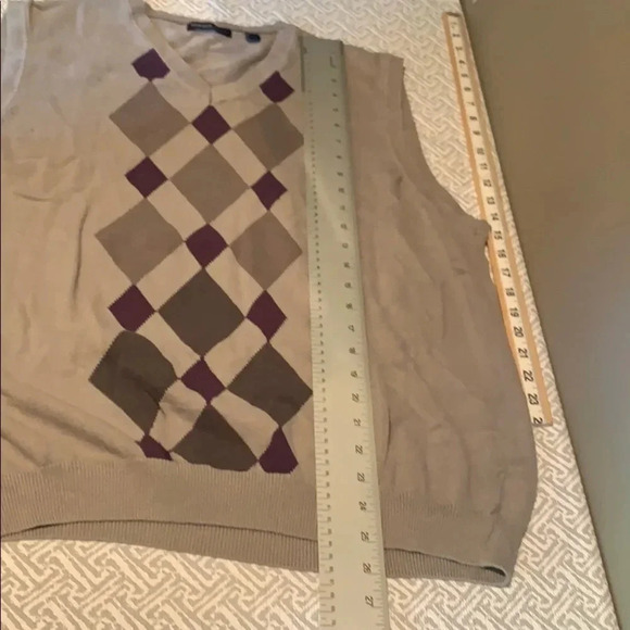 Van Heusen Studio Sweater Vest XL - Picture 7 of 7